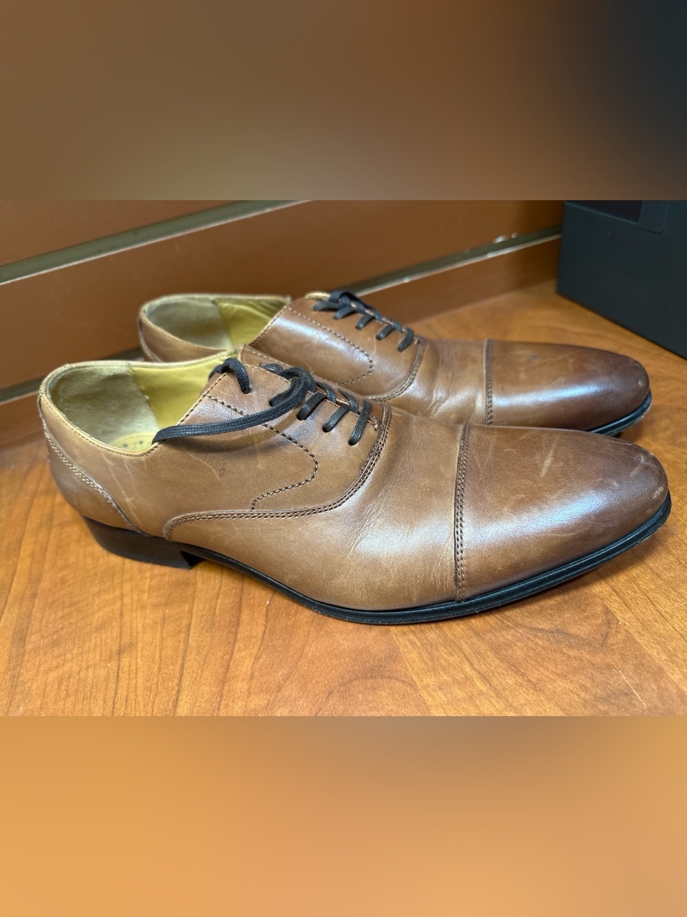ALDO Men’s Cognac Leather Cap Toe Dress Shoes Size 9 - Picture 2 of 6